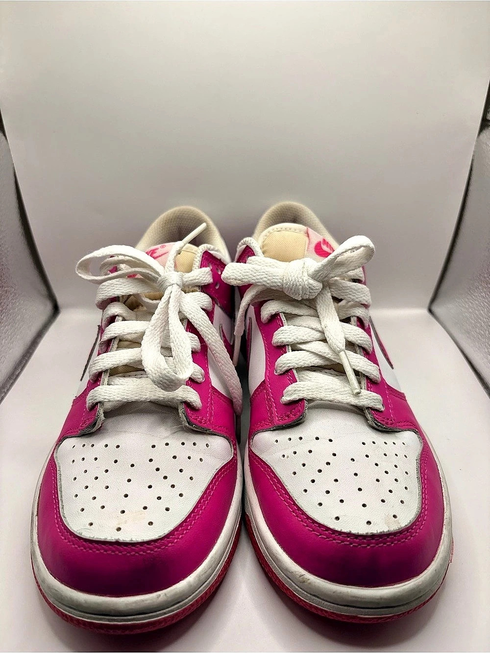 Nike Dunk Low Pink & White US 4.5Y Sneakers